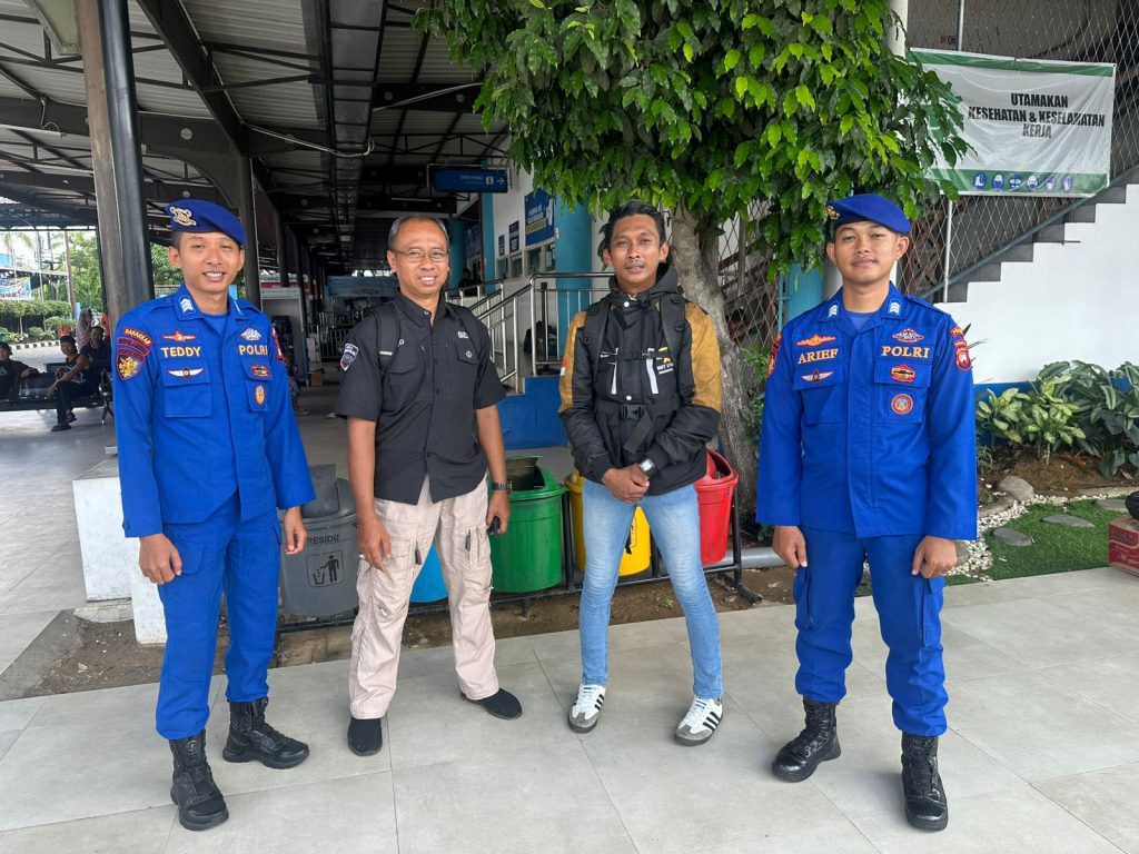 Alami Kesulitan Ekonomi dan Telantar, ABK Kapal Difasilitasi Pulang Kampung oleh Personel KP. VI-1018 TPI Sui Rengas