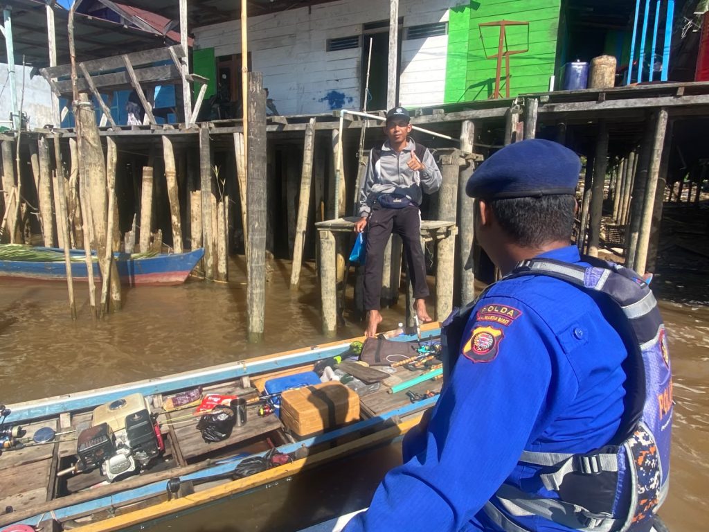 JANGAN GUNAKAN ALAT SETRUM SAAT MEMANCING ANGGOTA KP VI-2002 MUARA KUBU SAMPAIKAN HIMBAUAN KEPADA PEMANCING