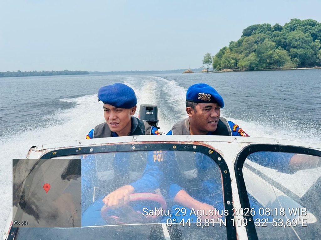 KP. VI-10-08 BATU AMPAR MELAKSANAKAN GIAT PATROLI RUTIN DISEKITAR ALUR PERAIRAN BATU AMPAR DAN SEKITARNYA.
