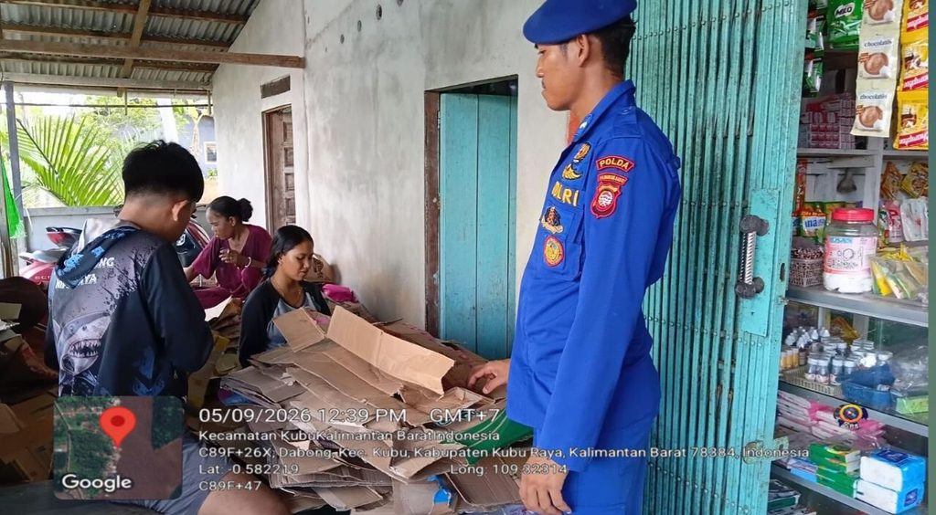 SAMPAIKAN PESAN KAMTIBMAS KE MASYARAKAT PERAIRAN KP.VI-2002 WILAYAH MUARA KUBU