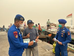 POLISI PENOLONG
