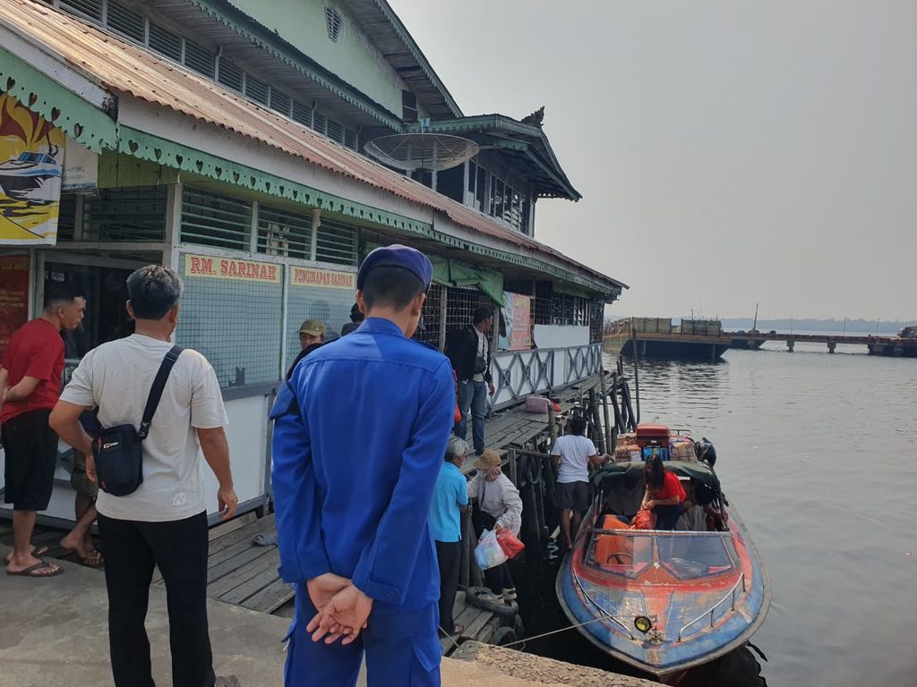 PERSONIL KP VI.10-08 BATU AMPAR LAKSANAKAN PAMWAS SPEED TAMBANG DI PELABUHAN BATU AMPAR